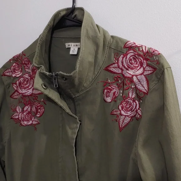 Francesca’s Military Style Olive Green Jacket - Picture 2 of 15